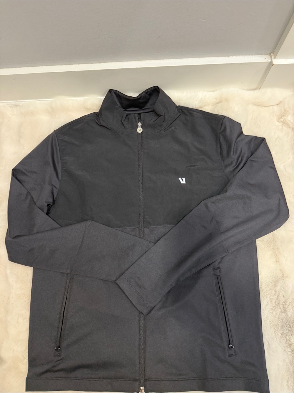 Vuori Men's Black Full-Zip Performance Jacket